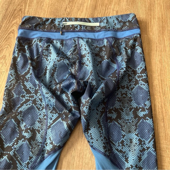 Lululemon Inspire  Crop I Mesh Mini Siggy Pipe Dream  Blue Sz 6 K - Picture 10 of 11